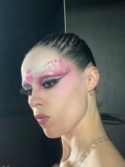 Danni Harris: Homebody - © naima