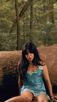 Emma Stern: Crashing - © naima