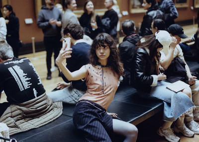 Laura Marie Cieplik: Looking Through the Glass Window - © naima