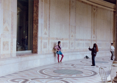 Laura Marie Cieplik: Looking Through the Glass Window - © naima